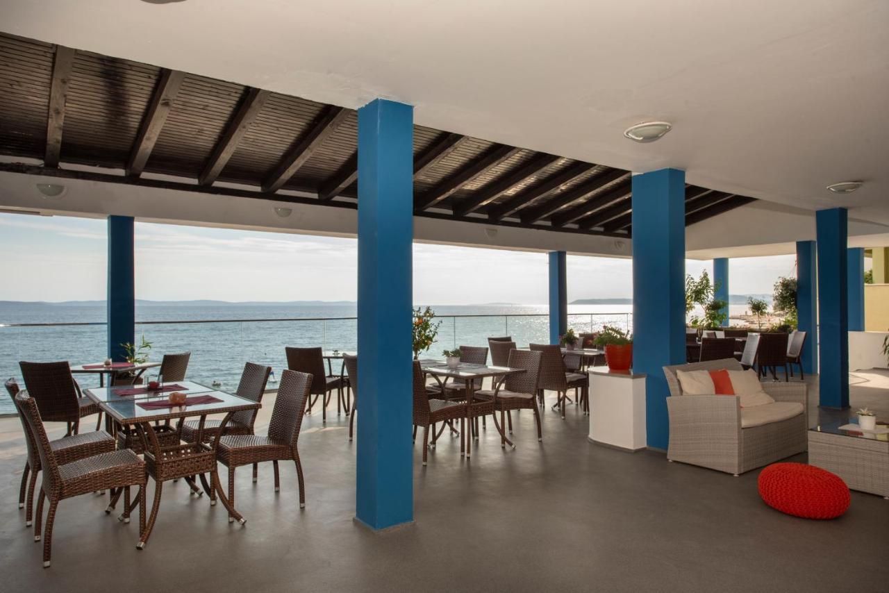 Apartments Zanic On The Beach Podstrana Exterior photo